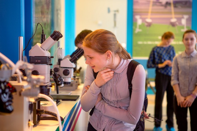 игнатов лзос лыткарино. лзос вакансии в лыткарино. лзос лыткарино официальный экскурсии. лзос 95 цех. ао лзос.